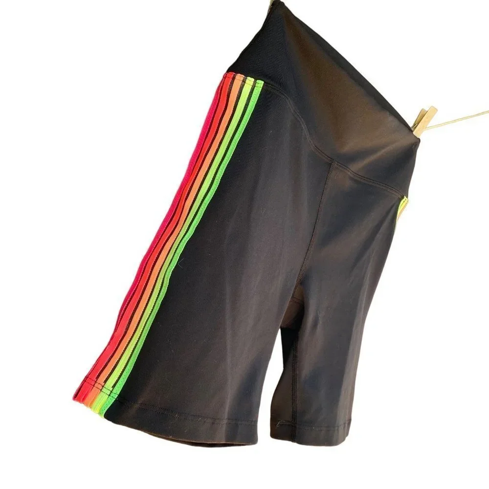 Pink Victoria’s Secret Ultimate Black Rainbow Striped Bike Women’s Shorts Size X - Picture 1 of 8